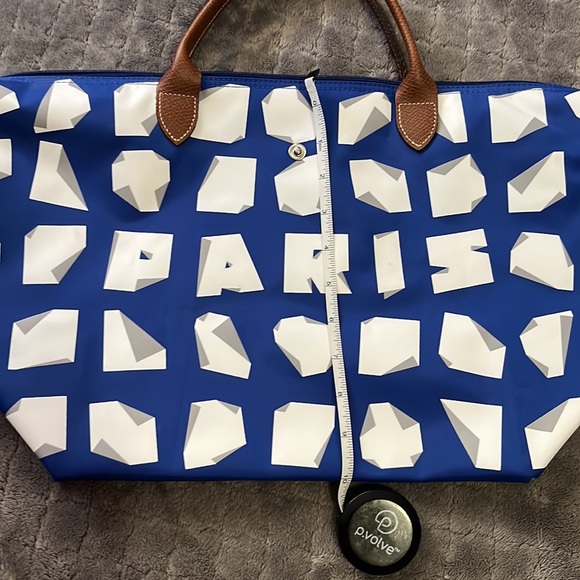 Longchamp Paris - Picture 9 of 9